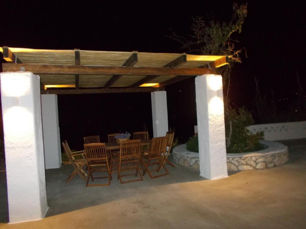 Ferienwohnung Παραθιν Αλοσ 2 Skyros Exterior foto