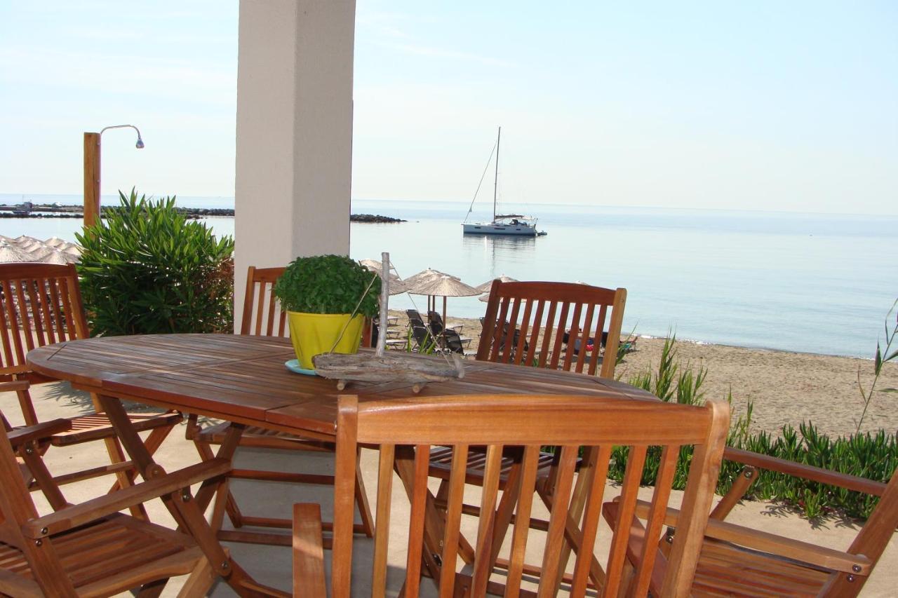 Ferienwohnung Παραθιν Αλοσ 2 Skyros Exterior foto